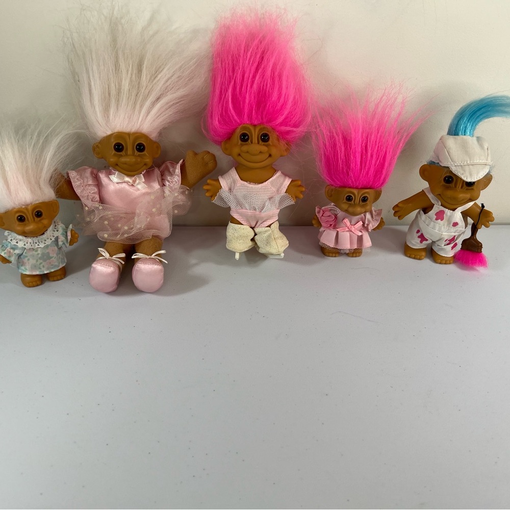 Lot of 5 Vintage Russ Troll Dolls 4.5 inch ice skate troll 4 inch Painter troll